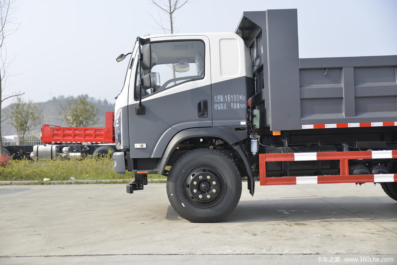 2米自卸车(stq3166l03y2n6)_实拍图片_1152559_卡车之家