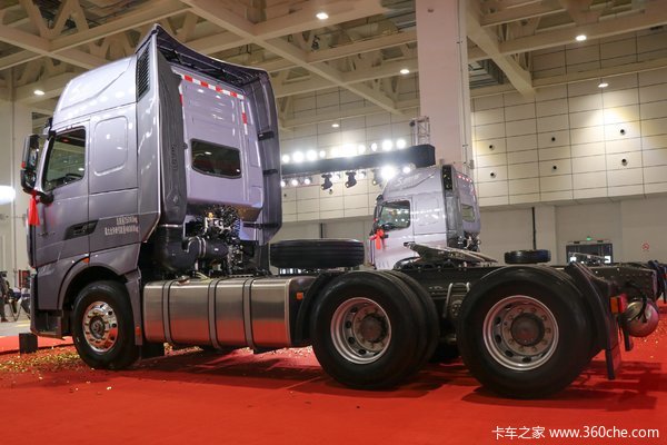 优惠 3万 重汽HOWO TH7牵引车促销中