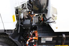 上汽跃进 EC500 4X2 纯电动餐厨垃圾车(普罗科)(BJ5102TCAEV-P1)