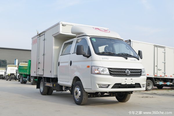 东风 小霸王W17 2.0L 133马力 汽油 2.7米双排厢式小卡(国六)(EQ5030XXYD60Q7)