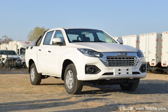 5t柴油 140马力 两驱 标轴距双排皮卡(国六)(5挡)