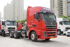 中国重汽 HOWO TH7重卡 460马力 6X4 LNG牵引车(国六)(ZZ4257V384HF1LB)