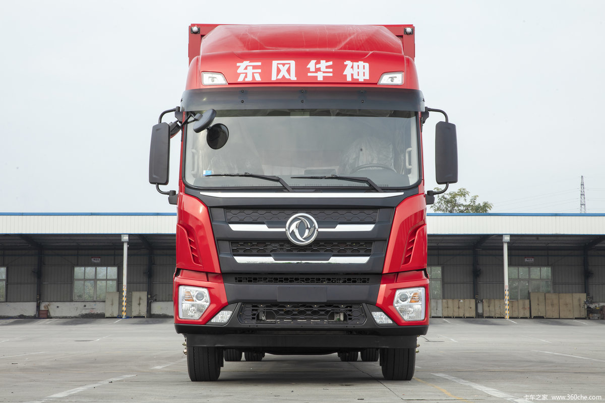 东风华神 T5 240马力 4X2 9.8米排半翼开启厢式载货车