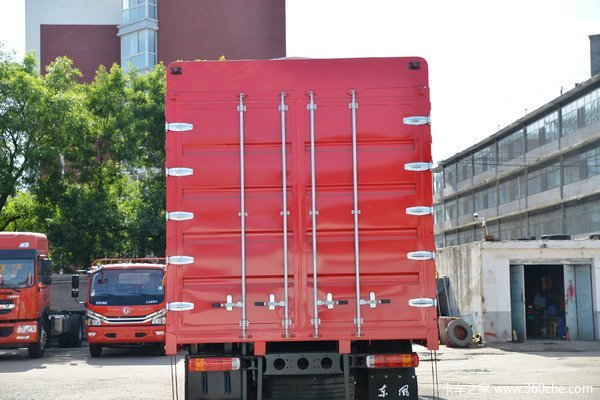 多利卡D9K载货车限时促销中 优惠0.8万