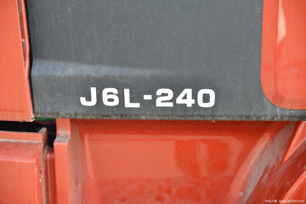 һ J6Lп ʻݰͨ 240 4X2 6.8ʽػ()(CA5180XXYP62K1L4A2E6)                                                