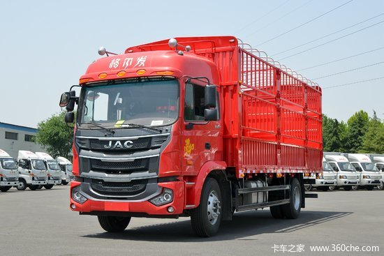 江淮格尔发a5xⅢ中卡10版260马力4x258米仓栅式载货车国六中国重汽10