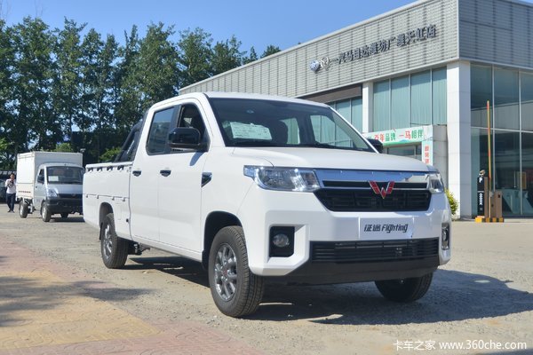 五菱皮卡新征程高性价比上海沪c牌可上