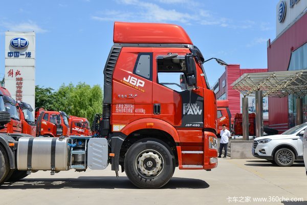 一汽解放 新J6P重卡 500马力 6X4牵引车(CA4250P66K25T1A1E5)