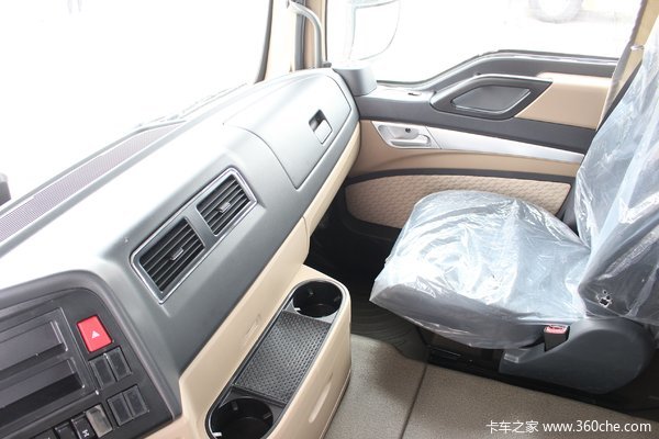 本店为您推荐 中国重汽 howo tx重卡 440马力 6x4 牵引车(zz4257v38