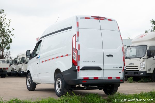 优惠1万 呼市新全顺2.0t封闭货车促销中