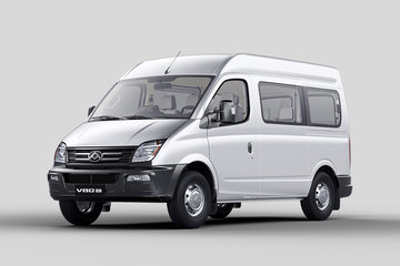 上汽大通 V80 PLUS 全能王 2.0T 139马力 10座 6挡AMT 短轴中顶封闭货车(国六)