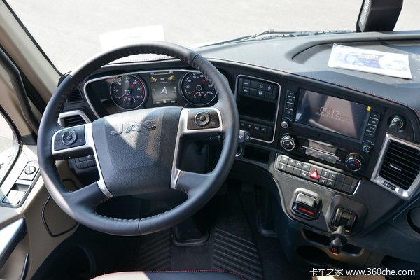 江淮格尔发k7重卡舒适版560马力6x4amt自动挡牵引车国六