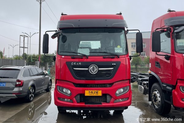 东风商用车 天锦KR中卡 245马力 4X2 6.8米栏板载货车(DFH1180E3)