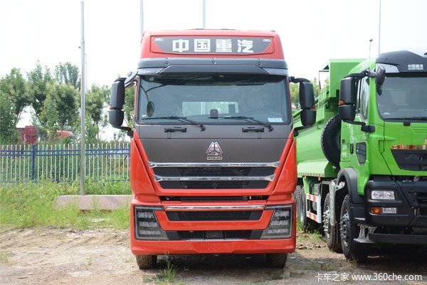 中国重汽 HOWO TH7重卡 510马力 6X4 AMT自动挡牵引车(国六)(ZZ4257V324HF1B)