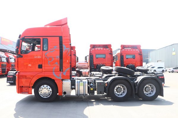汕德卡国六500马力自动挡现车,限时特惠