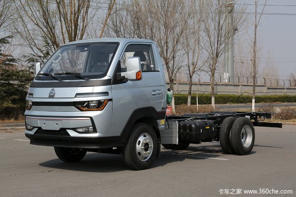中国重汽HOWO 小将 122马力 4X2 3.95米单排仓栅式小卡(ZZ5047CCYC3111F145)