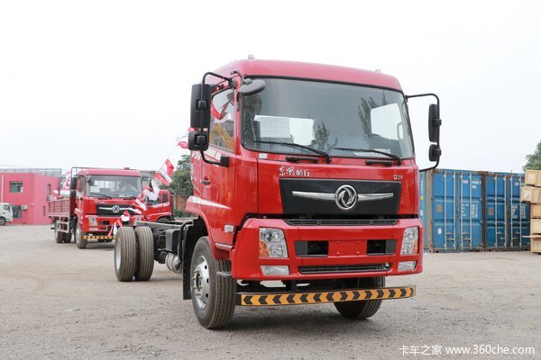 东风新疆 畅行D3V 195马力 4X2 6.7米栏板载货车(速比4.11)(DFV1183GP6D1)