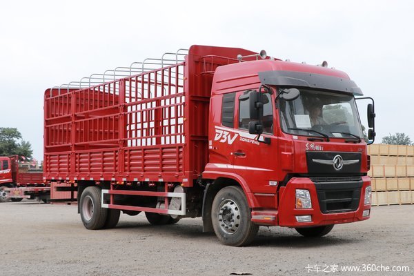 东风新疆 畅行D3V 260马力 6X2 5.4米仓栅式载货车(高顶)(DFV5253CCYGP6D1)