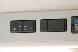 德龙X5000 自卸车驾驶室                                               图片