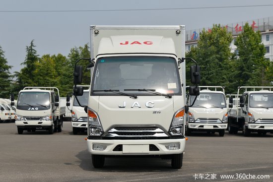 江淮康铃j3豪华版95马力3米排半厢式轻卡hfc5041xxyp23k3b4s