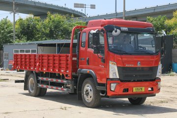 中国重汽HOWO 悍将 190马力 5.2米排半栏板载货车(国六)(ZZ1117H3815F1)