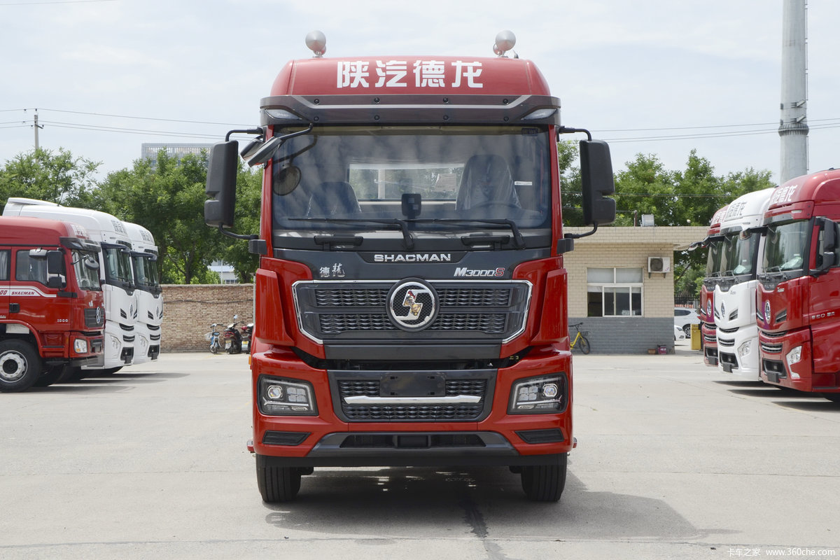 陕汽重卡 德龙M3000S 经典版 490马力 6X4牵引车(国六)