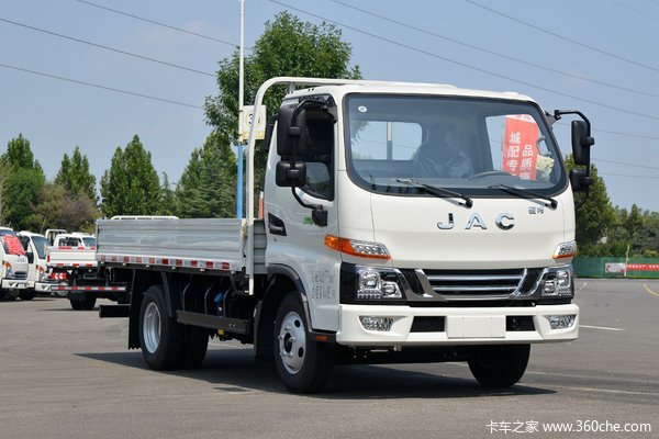 江淮骏铃v5国六性价比最高只需91800