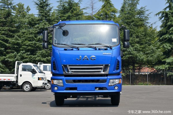 江淮 德沃斯V9 220马力 4X2 5.48米排半栏板载货车(HFC1181B80K1D4S)