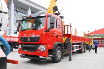 中国重汽 HOWO TX 350马力 6X4 随车起重运输车(国六)(徐工机械)(XGS5251JSQZ6)