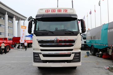 中国重汽 HOWO T7 510马力 8X4 9.42米冷藏车(空气悬架)(国六)(ZZ5327XLCN466GF1K)