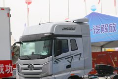 一汽解放 J7重卡 550马力 6X4 AMT自动挡牵引车(一汽)(CA4250P77K25T1E5)