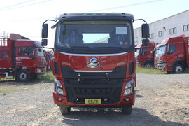 240马力 4X2 6.8米厢式载货车(LZ5180XXYM3AC2)