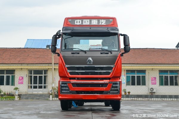 中国重汽 HOWO TH7重卡 510马力 8X4 9.3米栏板载货车(国六)(ZZ1317V466HF1)
