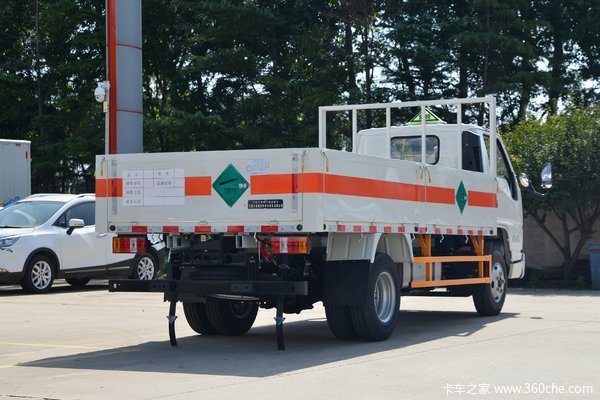 新款顺达爆破器材运输车武汉市火热促销中，至高综合优惠8000元