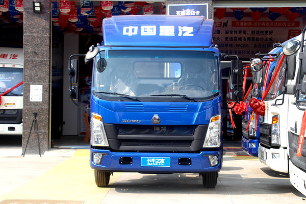 中国重汽HOWO 悍将 150马力 4.15米单排栏板轻卡(ZZ1047G3215F144)
