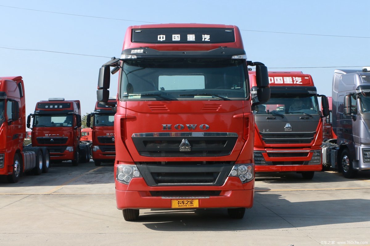 中国重汽 HOWO T7H重卡 540马力 6X4牵引车