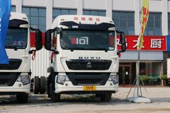 中国重汽 HOWO TX 250马力 4X2 9.52米厢式载货车(国六)(重汽8挡)(ZZ5187XXYN711GF1L)