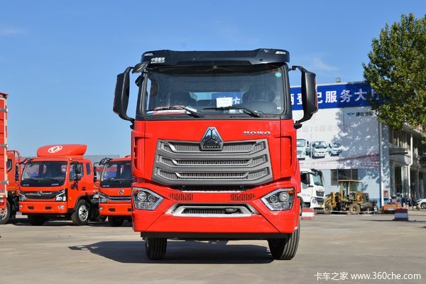 中国重汽 豪沃N5W中卡 220马力 4X2 6.75米翼开启厢式载货车(国六)(ZZ5187XYKK511JF1)