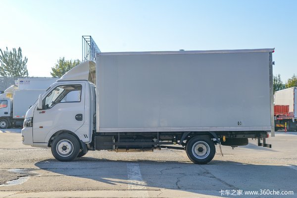 4米柴油小卡 东风途逸载货车仅售7.38万