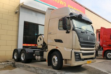 中国重汽 HOWO TH7重卡 480马力 6X4 AMT自动挡LNG牵引车(国六)(ZZ4257V384HF1LB)