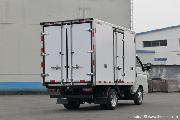 恺达X5 冷藏车在上海景润进行优惠促销活动，优惠高达5万元