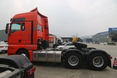 中国重汽 汕德卡SITRAK C7H重卡 540马力 6X4 AMT自动挡牵引车(超高顶)(ZZ4256V324HF1B)