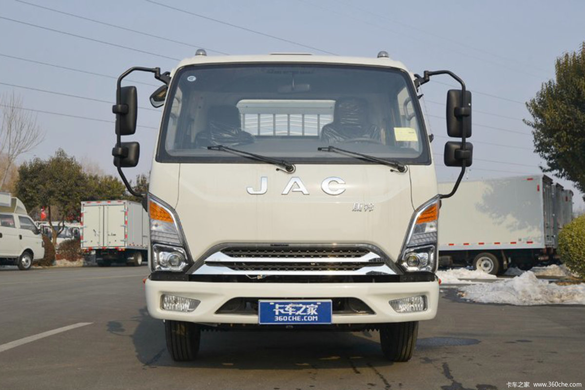 江淮 康铃J5 127马力 3.85米排半畜禽运输车(国六)
