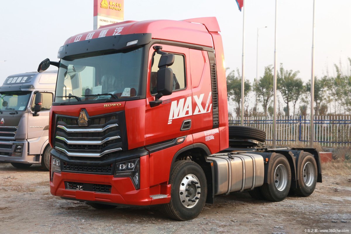 中国重汽 HOWO Max重卡 480马力 6X4牵引车(国六)