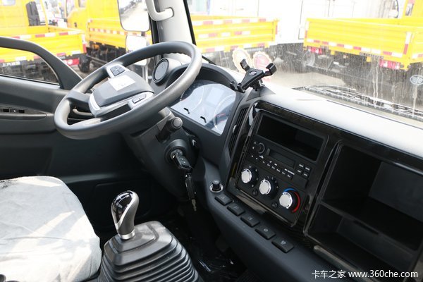 解放卡车 虎V载货车无锡市火热促销中 让利高达0.3万