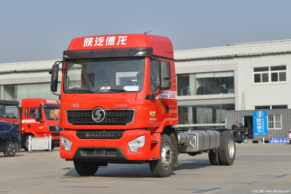 陕汽重卡 德龙L5000 经典版 220马力 4X2 6.8米栏板载货车(国六)(东康)