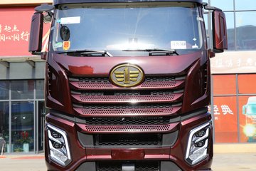 一汽解放 j6v重卡 560马力 6x4牵引车(国六)(平地板驾驶室)(ca4250p66