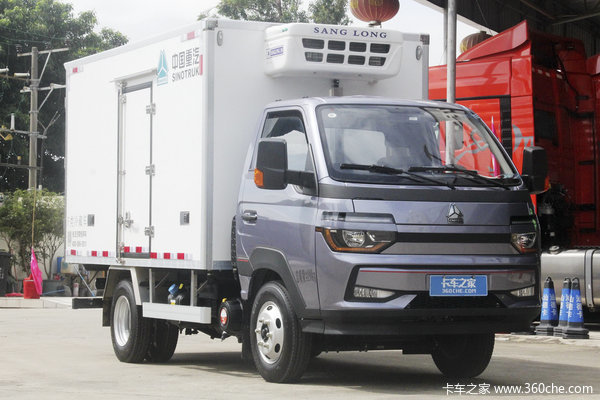 中国重汽HOWO 小将 122马力 4X2 3.8米冷藏车(ZZ5047XLCF3112F145)