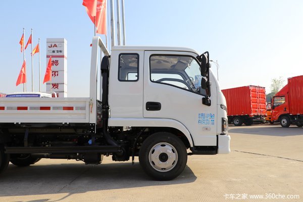 跃进 福运s100 123马力 新车到店