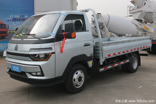 中国重汽HOWO 小将 122马力 3.6米单排栏板小卡(ZZ1047F3111F145)